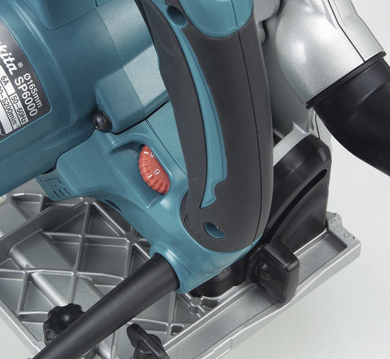 MAKITA 230 V INVALCIRKELZAAG 165 MM SP6000J1X  3351171