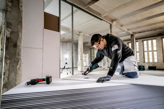 METABO MT 18 LTX BODY IN METALOC + TOEBEHORENSET  3352316